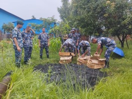 सशस्त्र प्रहरी पर्साद्वारा ३ लाख मुल्य बराबरको कुखुराको चल्ला नष्ट