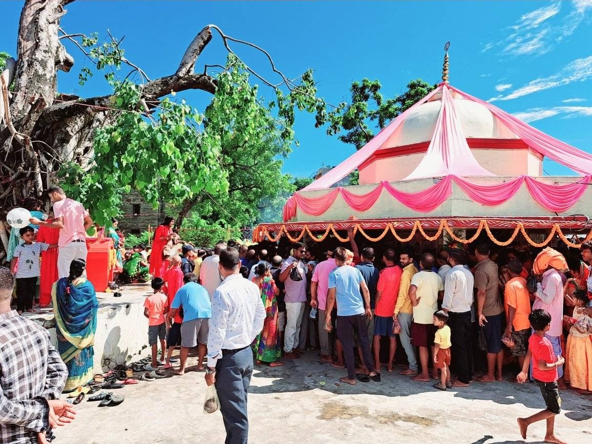 घडिअर्वाको बौद्धिमाई मन्दिरमा बिशेष मेला शुरु