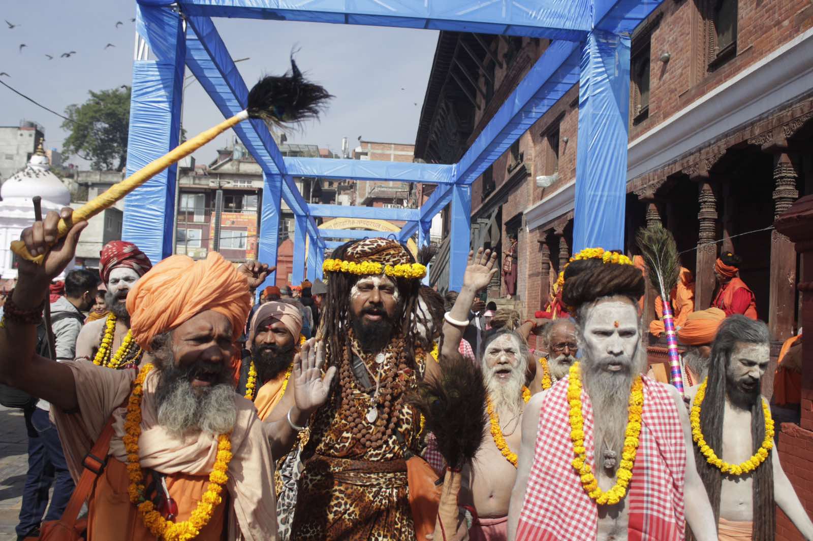 महाशिवरात्रि नजिकिसँगै पशुपति क्षेत्रमा भारतबाट आउने साधुसन्तहरु क्रमामा वृद्घि,